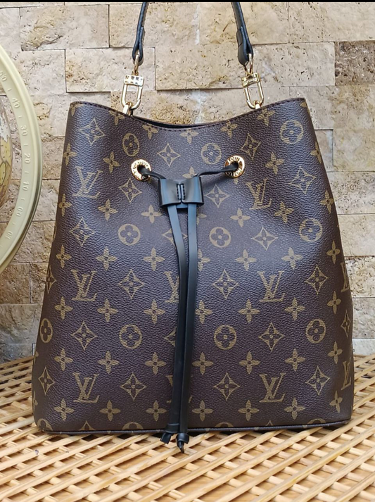 Louis Vuitton NéoNoé Monogram – Bucket Bag με Μαύρο Δέρμα & Χρυσές Λεπτομέρειες- LV 58