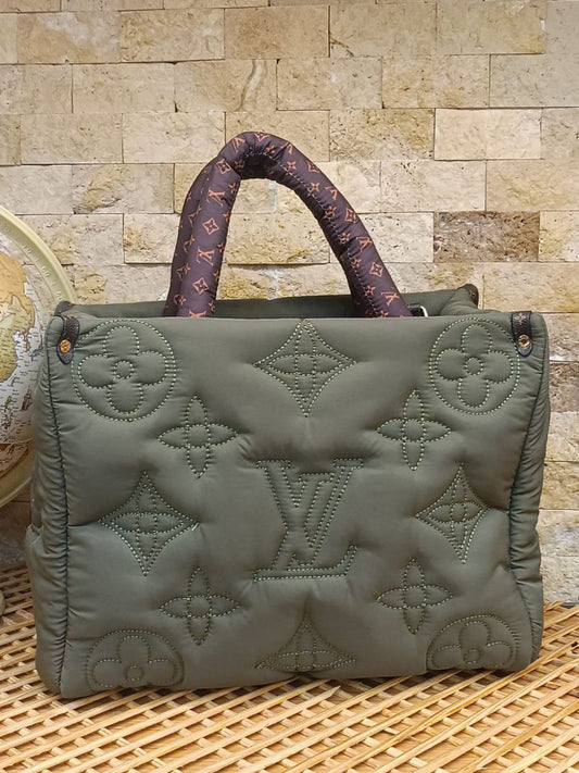 Louis Vuitton Χακί Puffy Tote Bag - LV 20