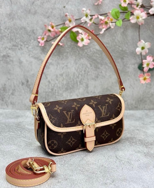 LV HANDBAG MINI - LV 21
