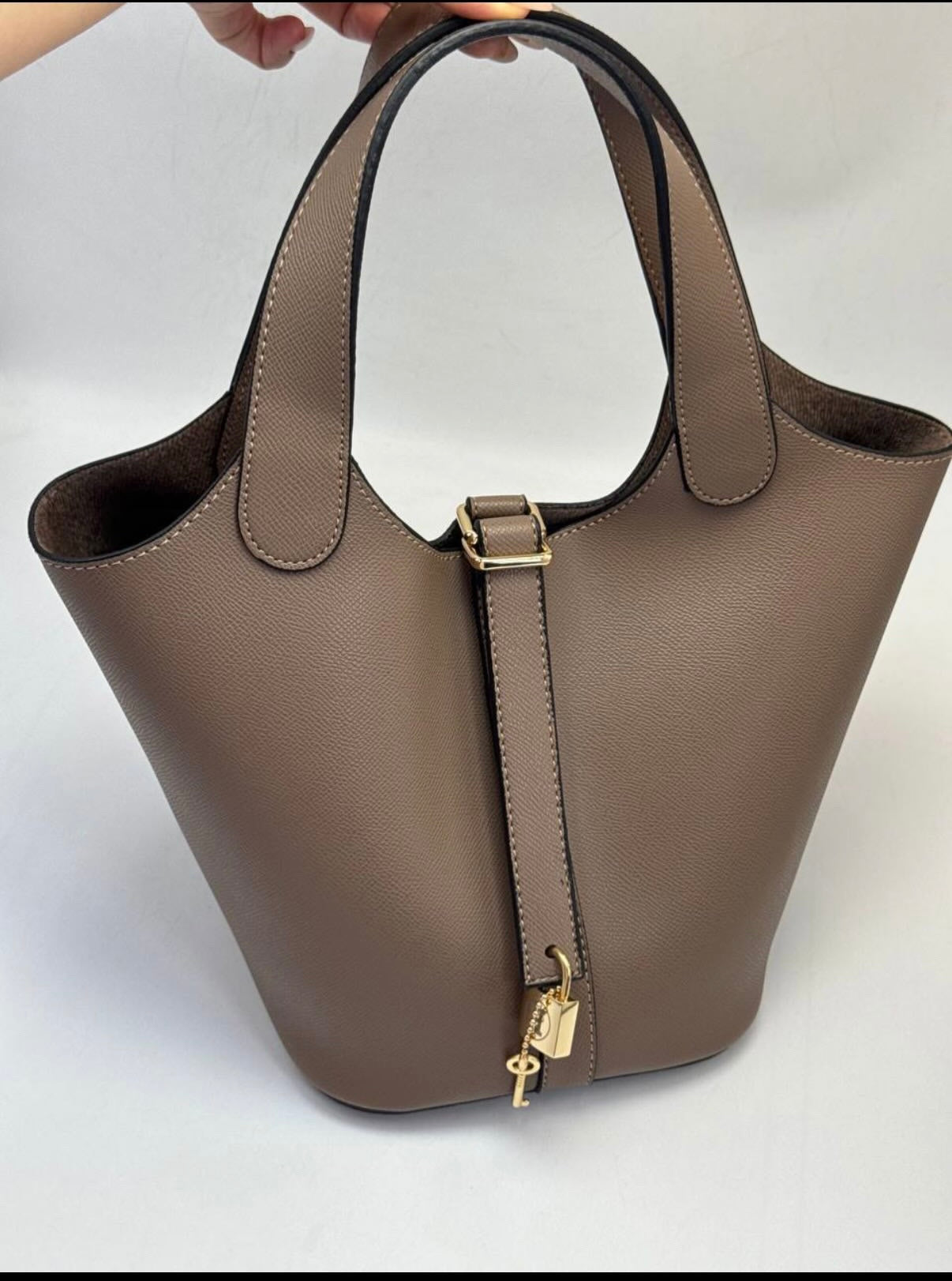 Hermes Handbag - HRM 02